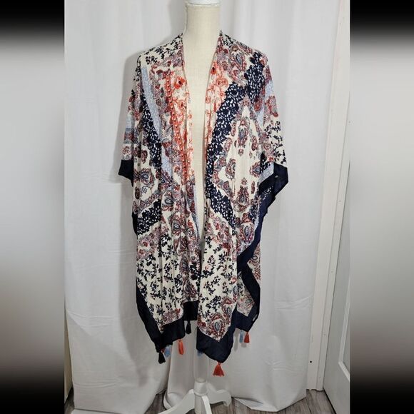 Sim and Sam open kimono with tassels - Picture 3 of 10